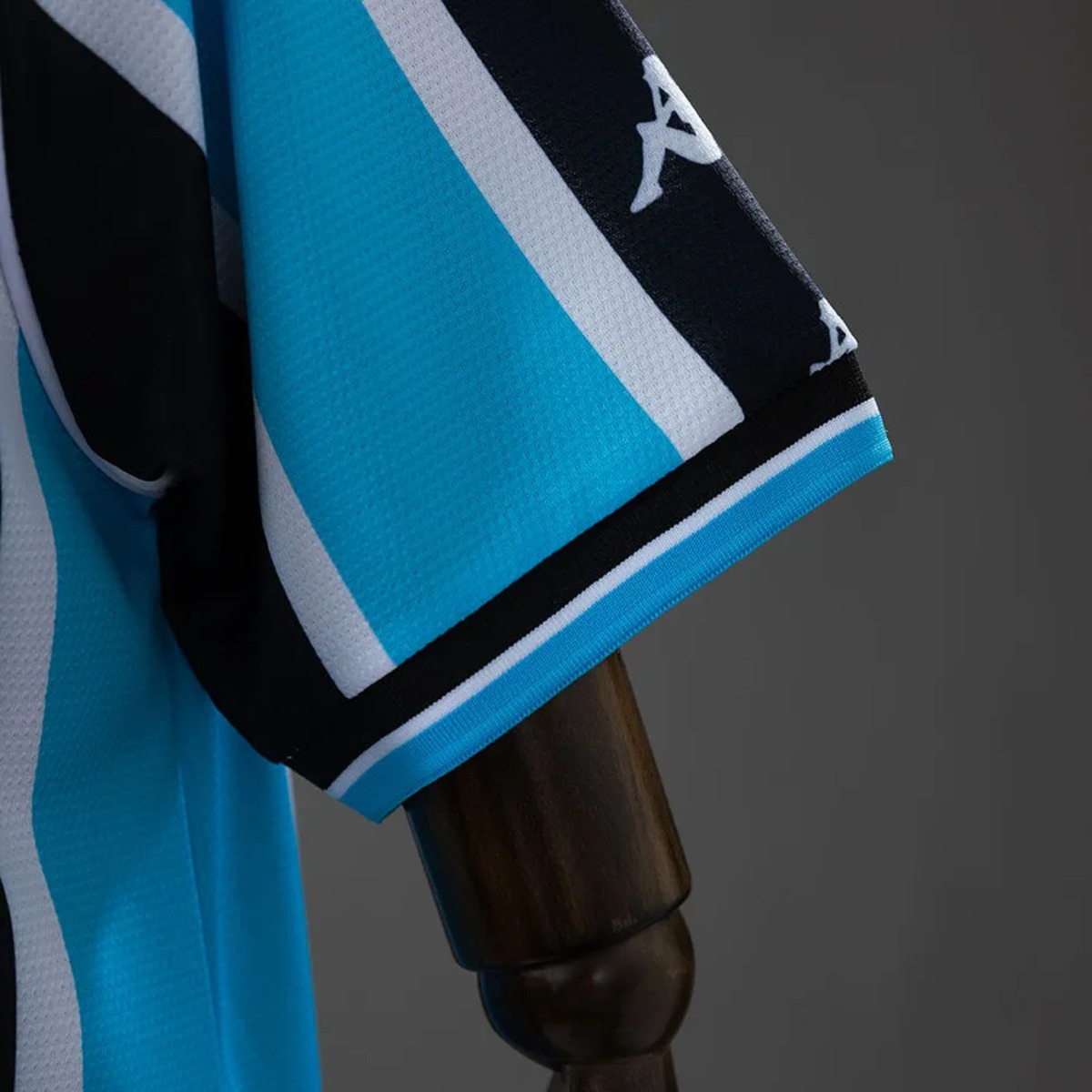 Retro Gremio 2000 Home Jersey Fan Version