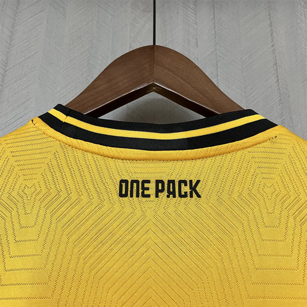 2024/25  Wolves Home Jersey Fan Version
