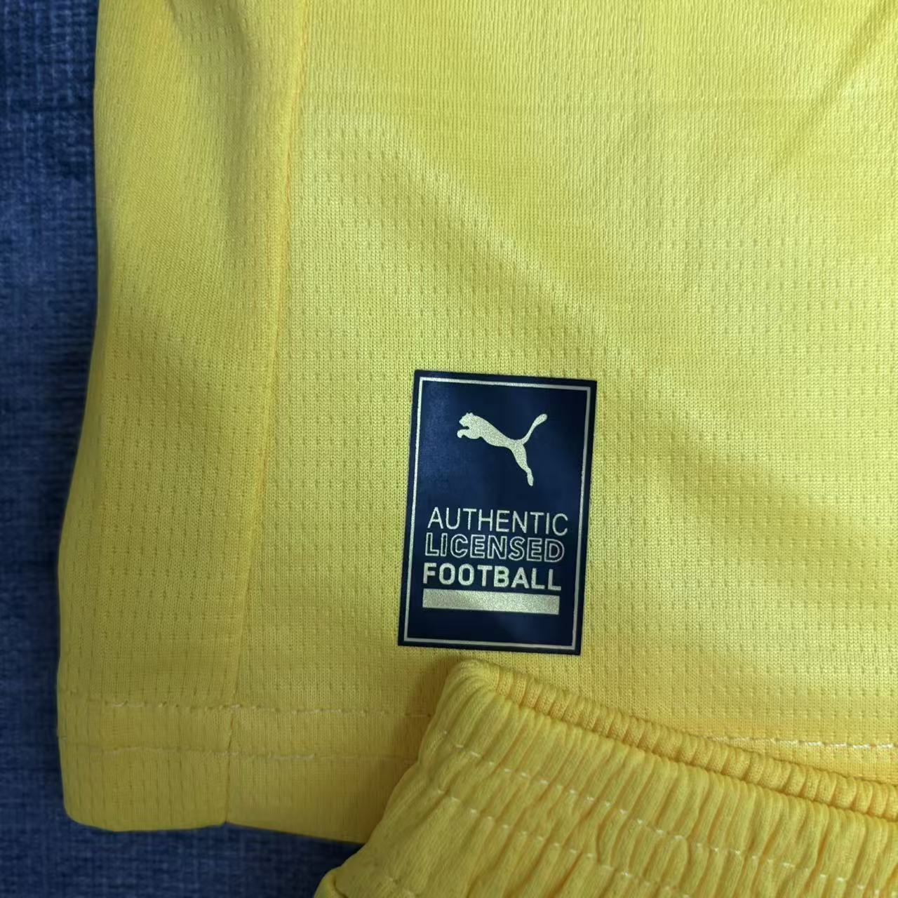25/26 kids Dortmund home jersey Kid Kits Size 16-28