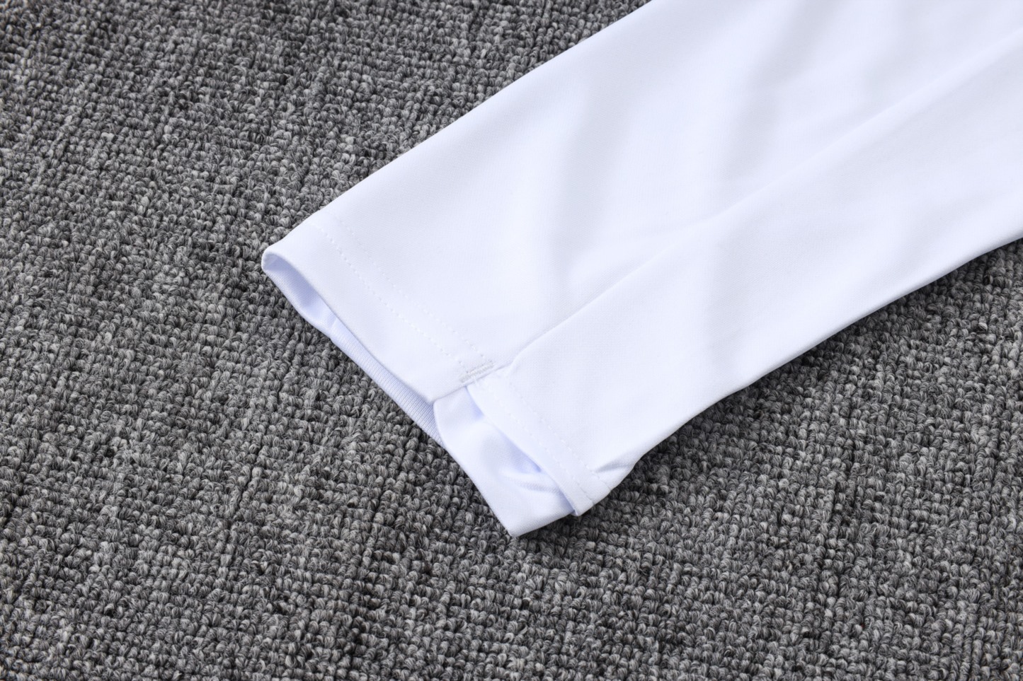 202526 PSG White Long-sleeved half-pull training kit Football team kit