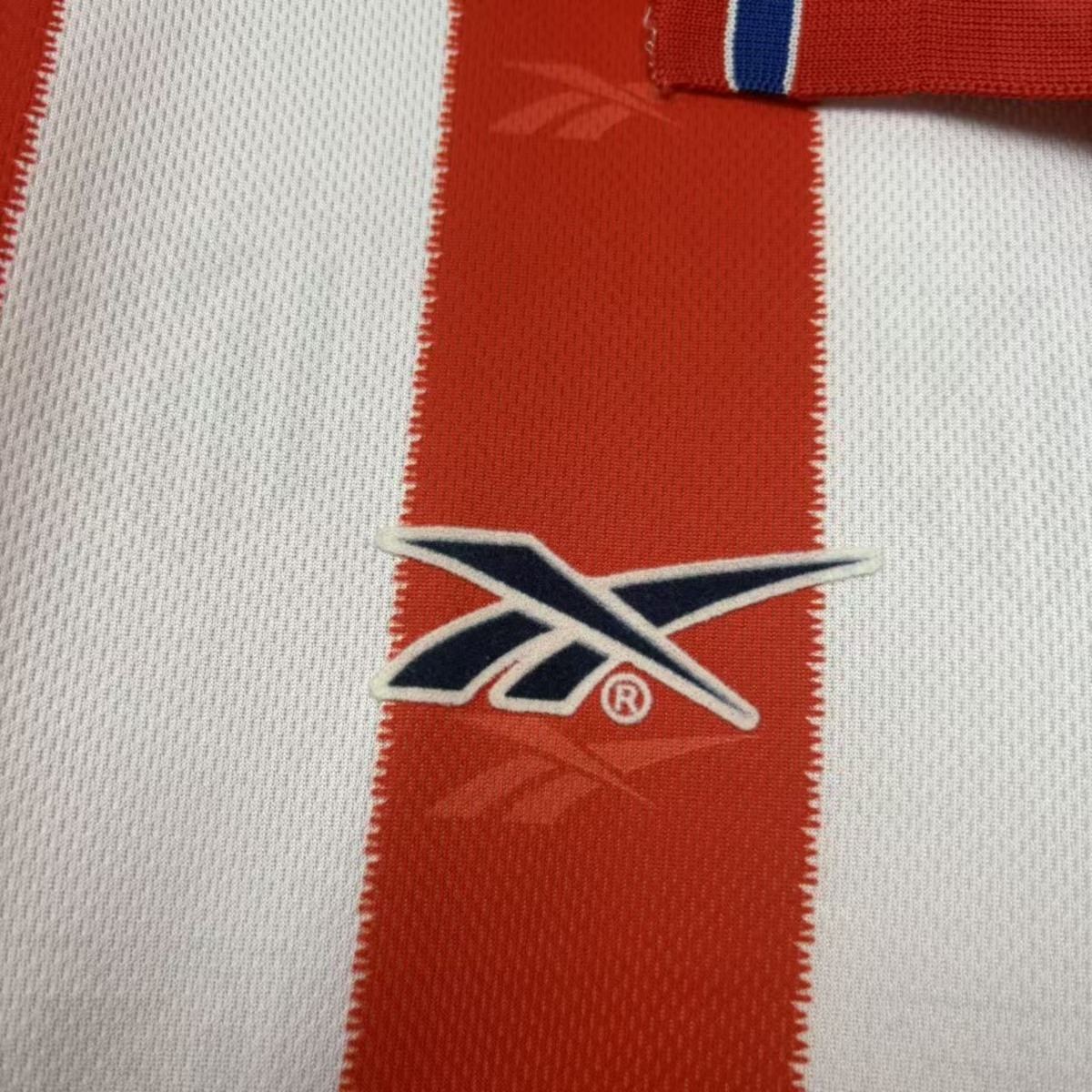 Retro Atletico Madrid 1998/99 Home Jersey Fan Version