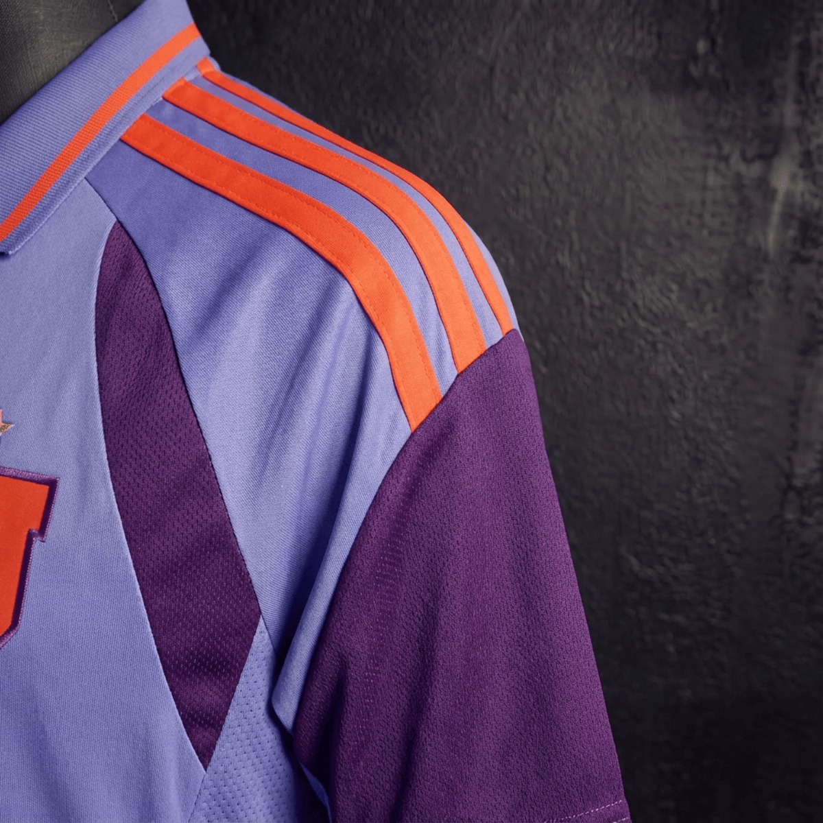 2026/27 University of Chile Training Purple Polo Fan Version