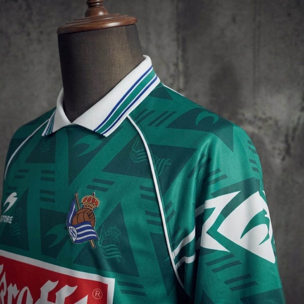 Retro 1999/2000 Real Sociedad Second Away Jersey Fan Version