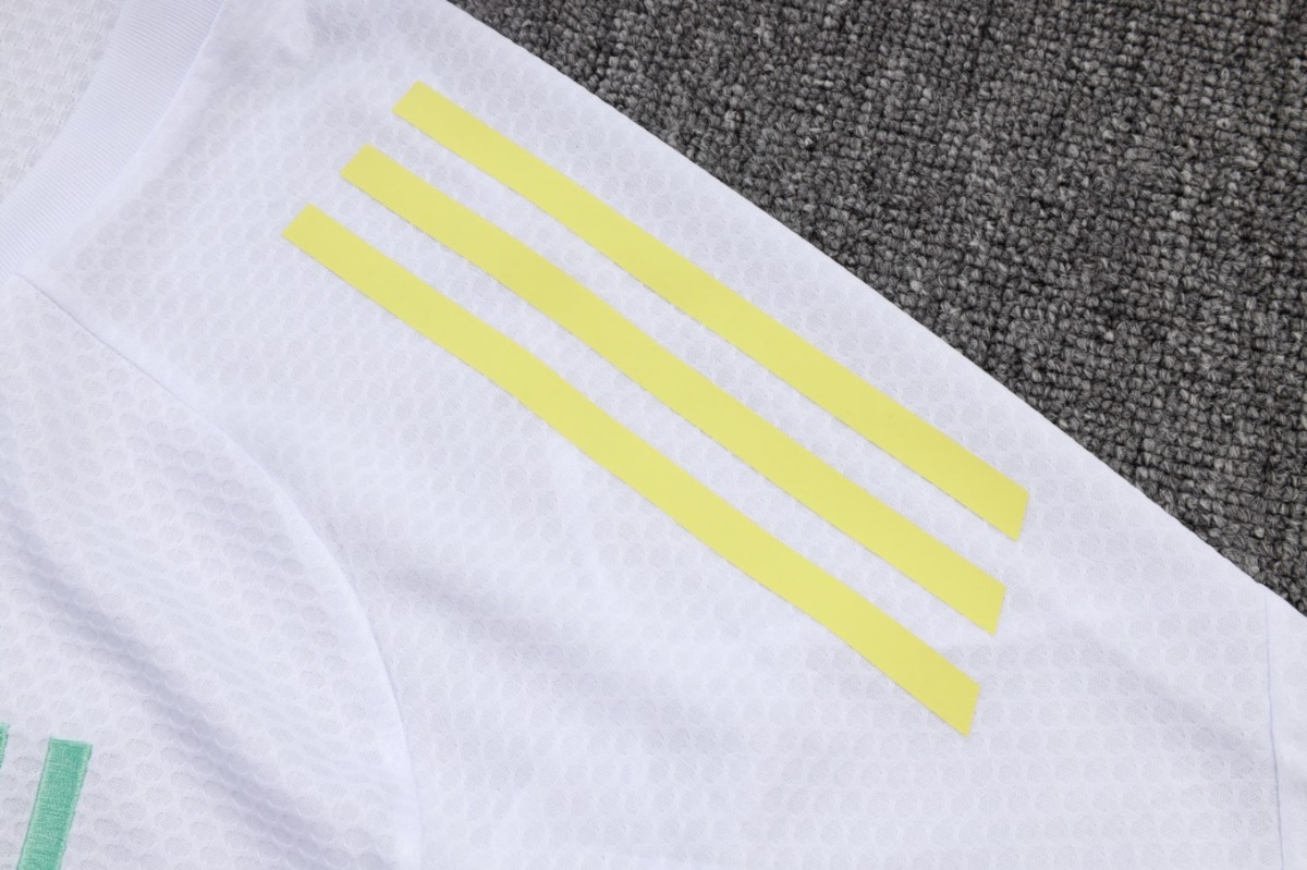 2026 Juventus White Training Set Shirt and Shorts