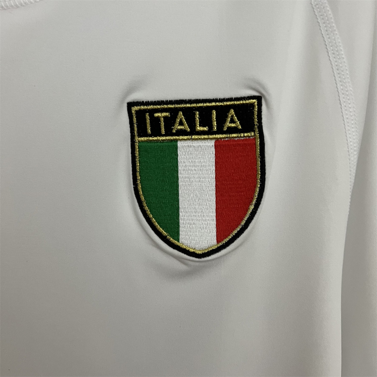 Retro Italy 2000 Away jersey Fan Version