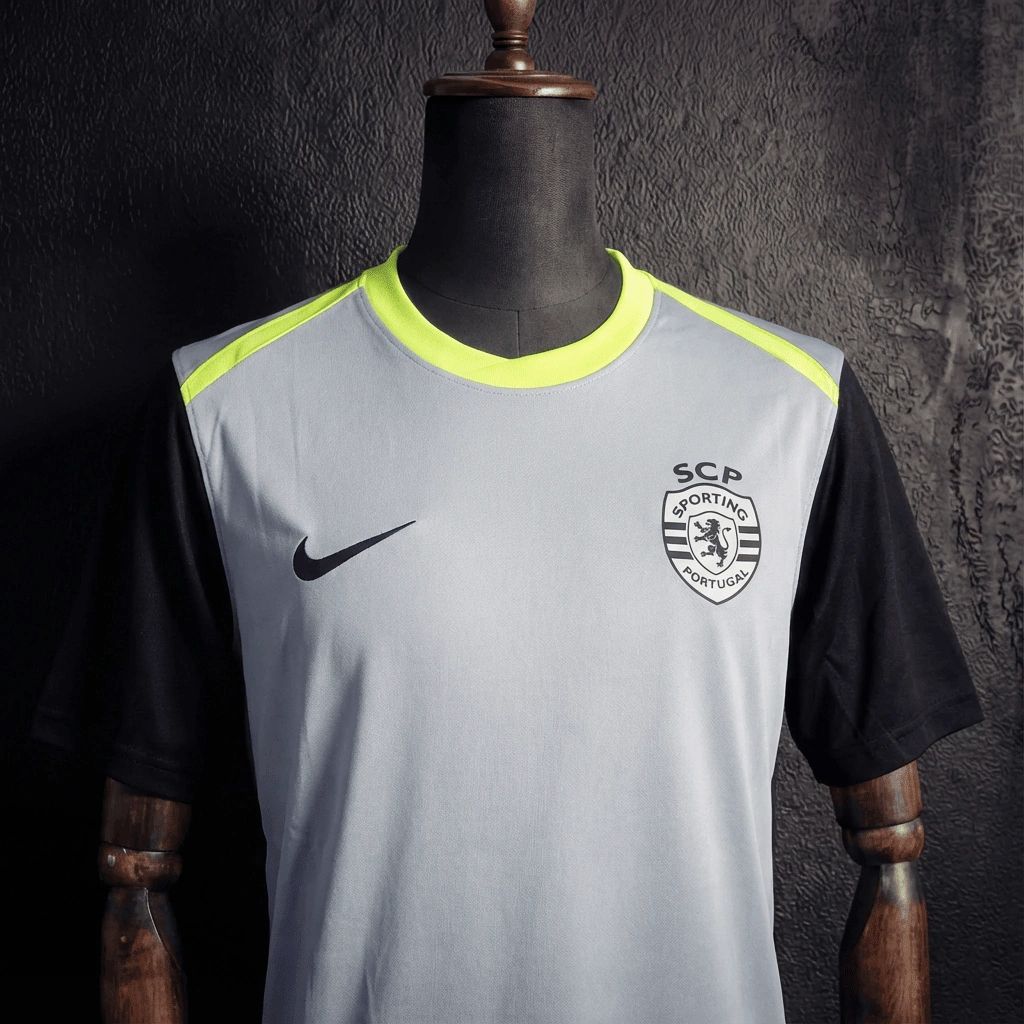 2025/26 Sporting Lisbon Training Gray jersey Fan version