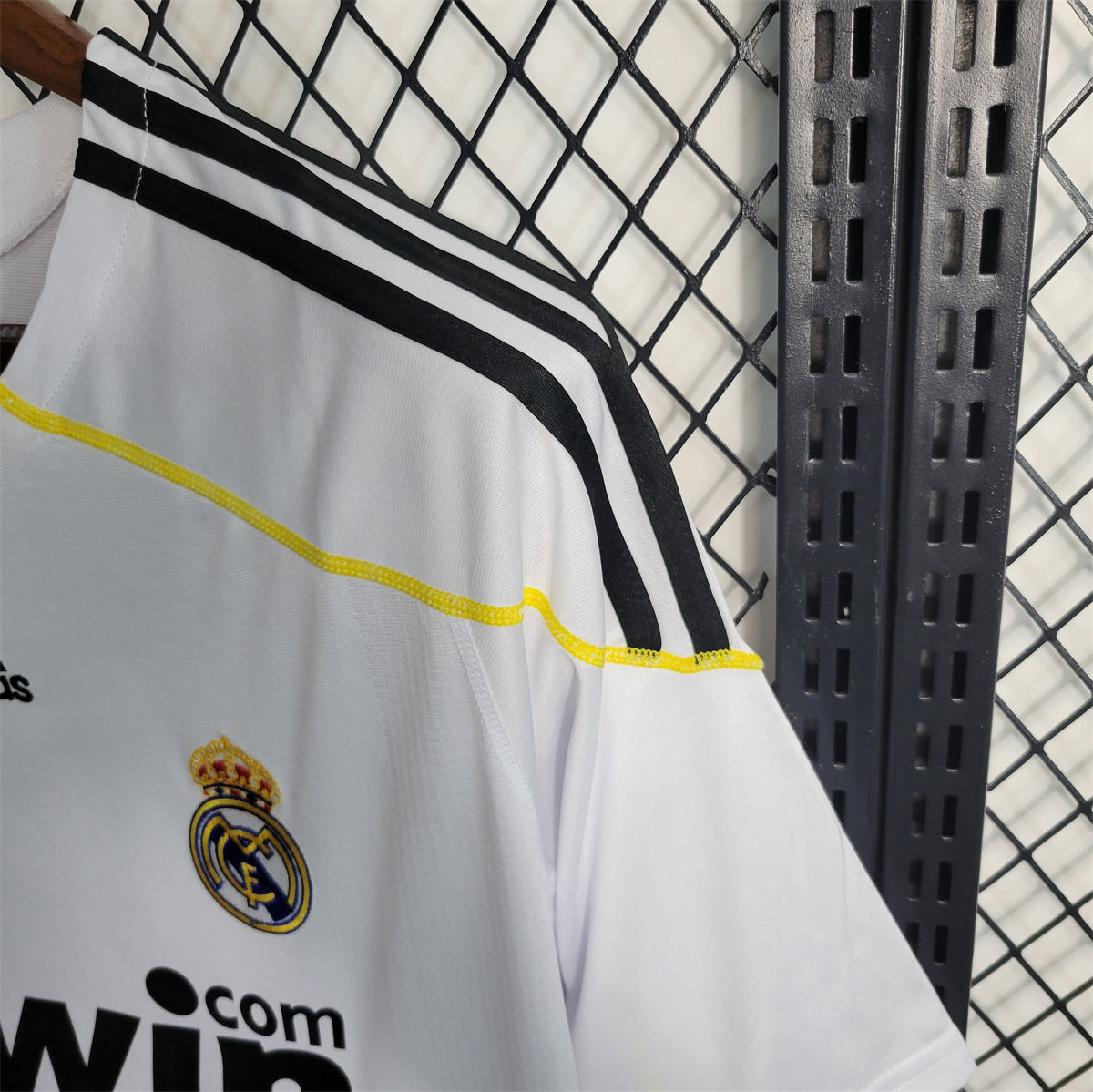 Retro Real Madrid 09/10 Third home jersey Fan Version