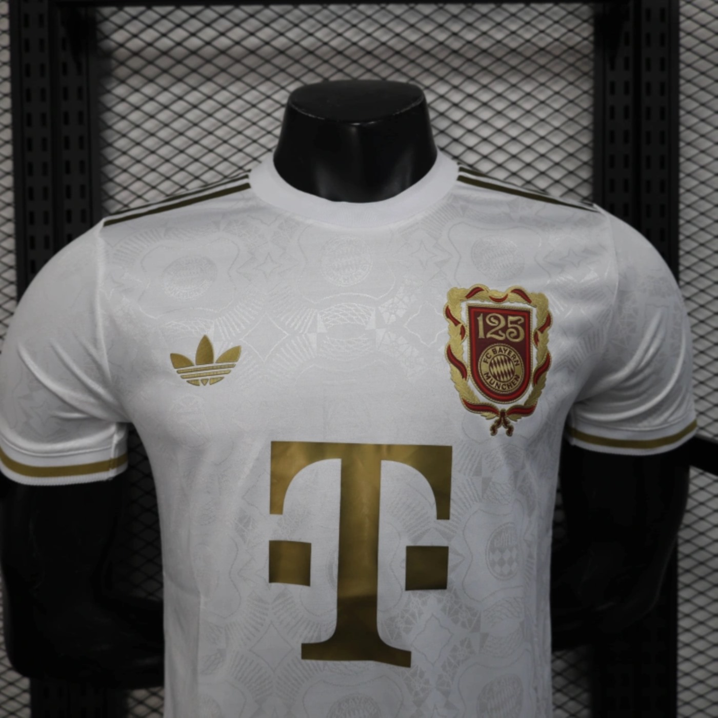 25/26 Bayern Munich 120th Anniversary jersey Player Version