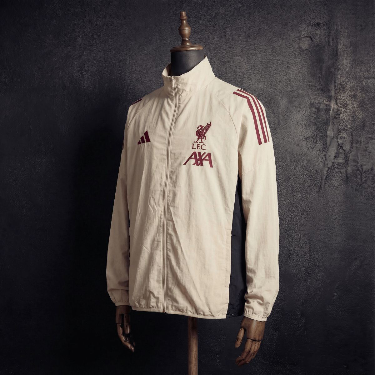 2026 Liverpool Beige Jacket Windbreaker Sport Unifom