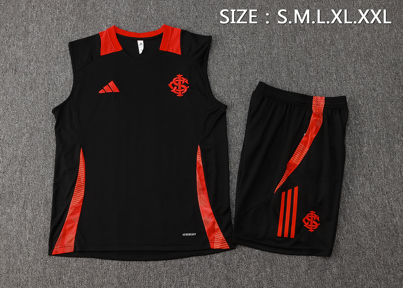 24/25 Internacional Black Training Set Shirt and Shorts
