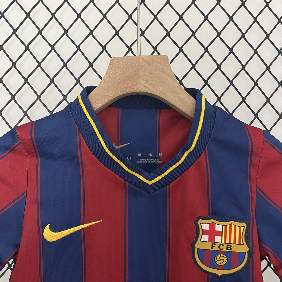 Retro Barcelona 09/10 kids home jersey Kid Kits Size 16-28