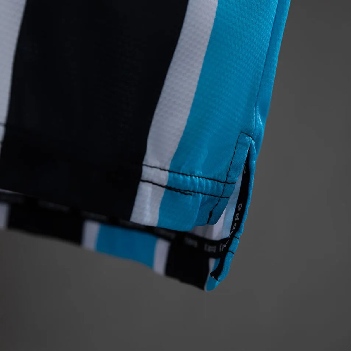Retro Gremio 2000 Home Jersey Fan Version