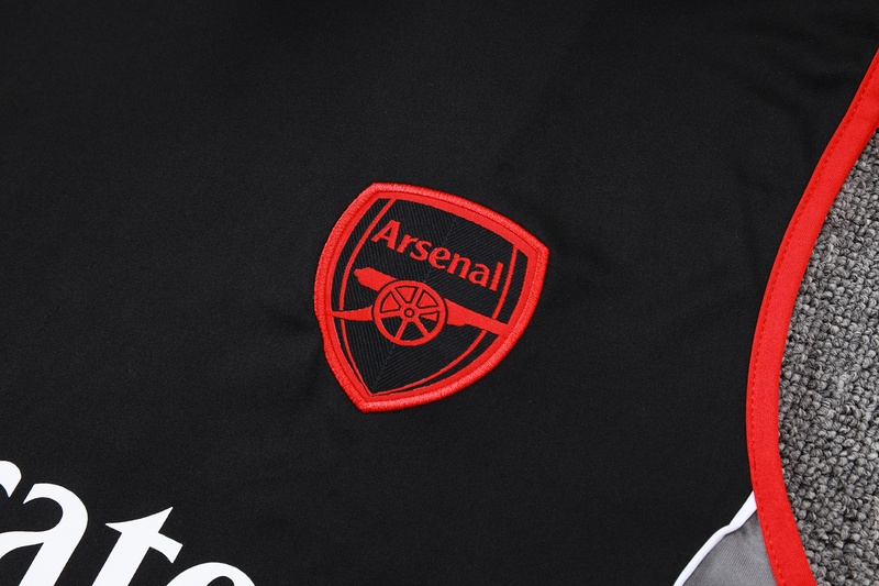 2025/26 Arsenal Black Training Set Shirt and Shorts