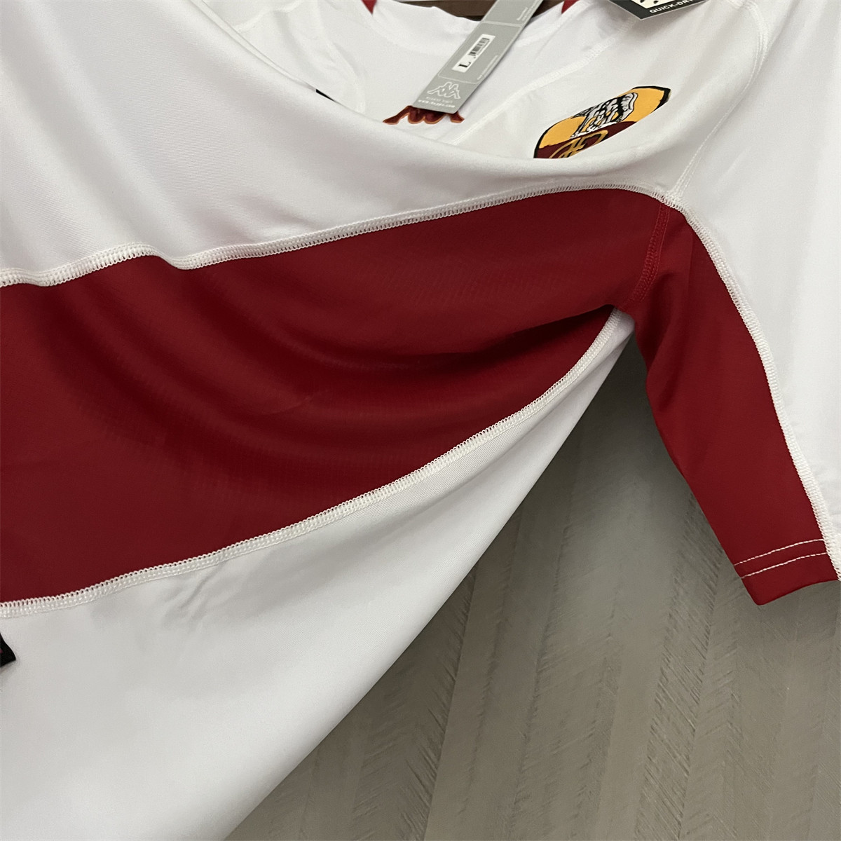 Retro Roma 01/02 Away jersey Fan Version