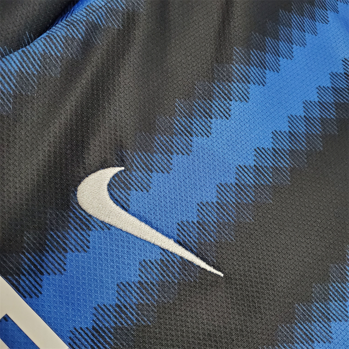 Retro Inter Milan 10/11 long-sleeved home jersey Fan Version