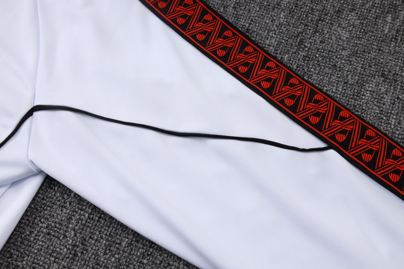 202526 AC Milan White Long-sleeved half-pull training kit Football team kit