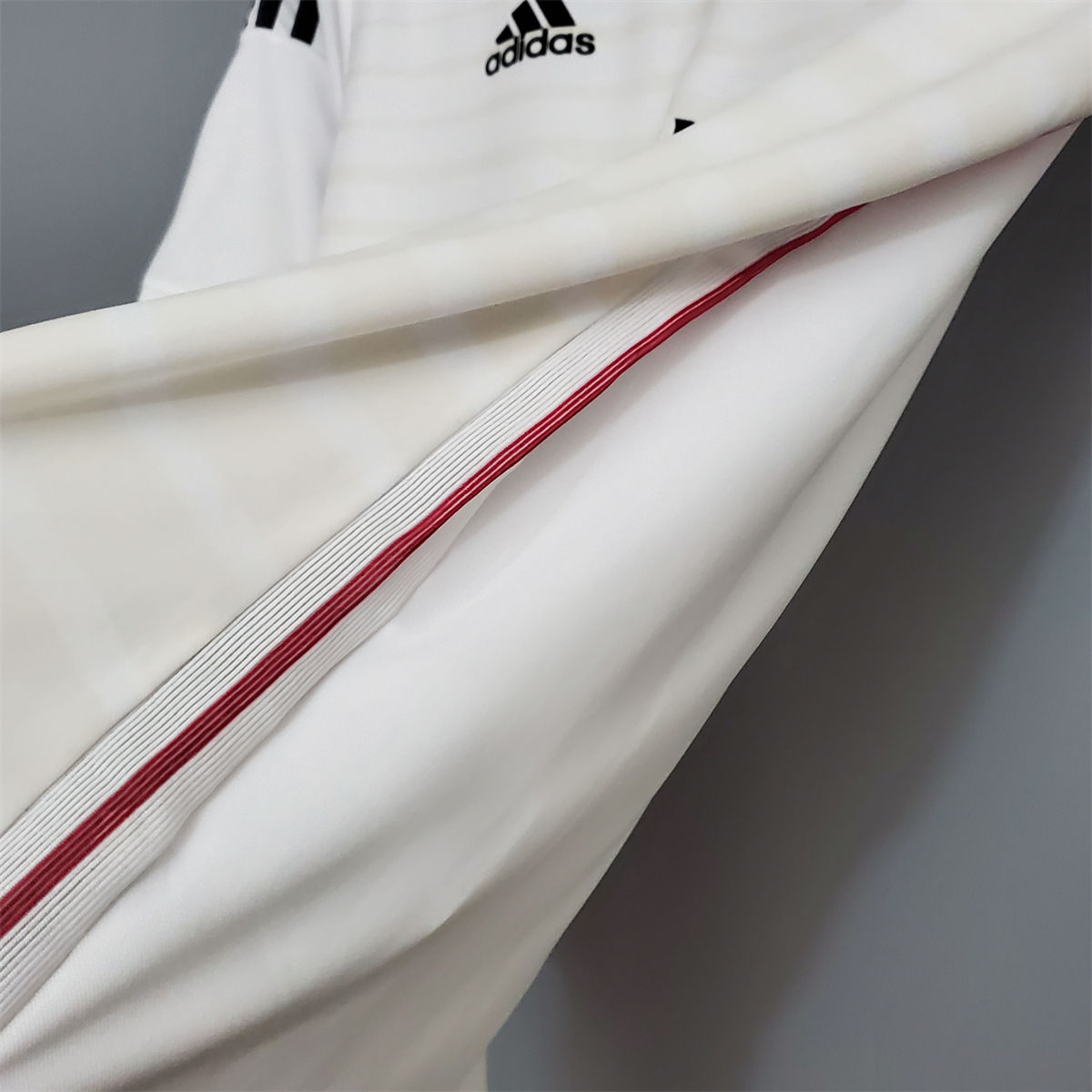 Retro Real Madrid 14/15 home jersey Fan Version