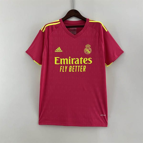 23/24 Real Madrid Goalkeeper Red Jersey Fan Version
