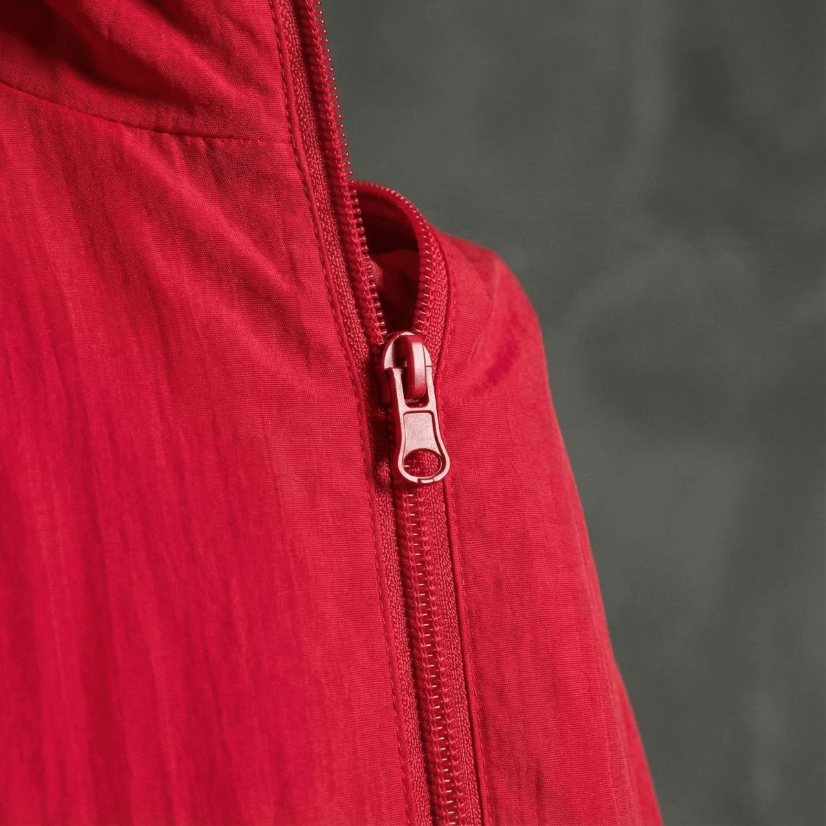 2026 Liverpool Red and White Reversible Jacket Windbreaker Sport Unifom
