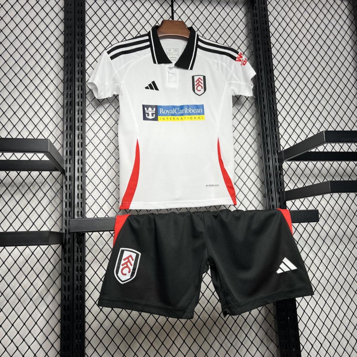 2024/25 Fulham Home jersey Kid Kits Size 16-28