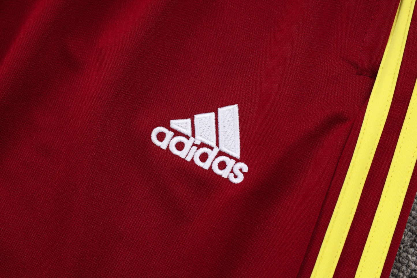 2025/26 Arsenal maroon Jacket Training Suit Set Football Team Shirt Sports Fashion