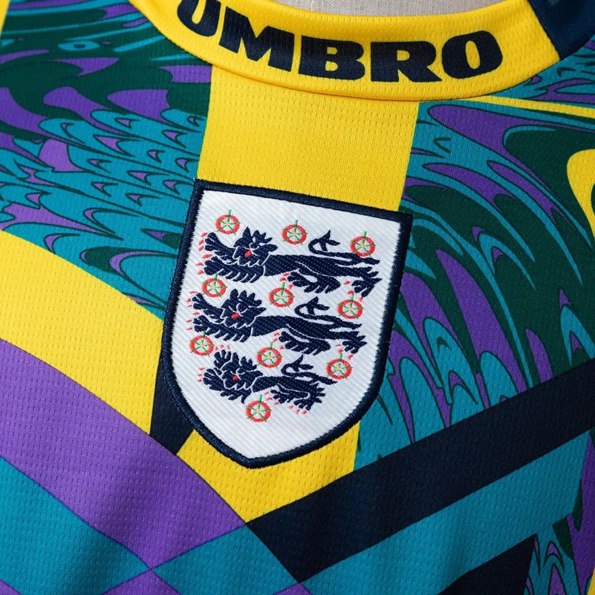 Retro England 1995 goalkeeper Long Sleeve jersey Fan Version