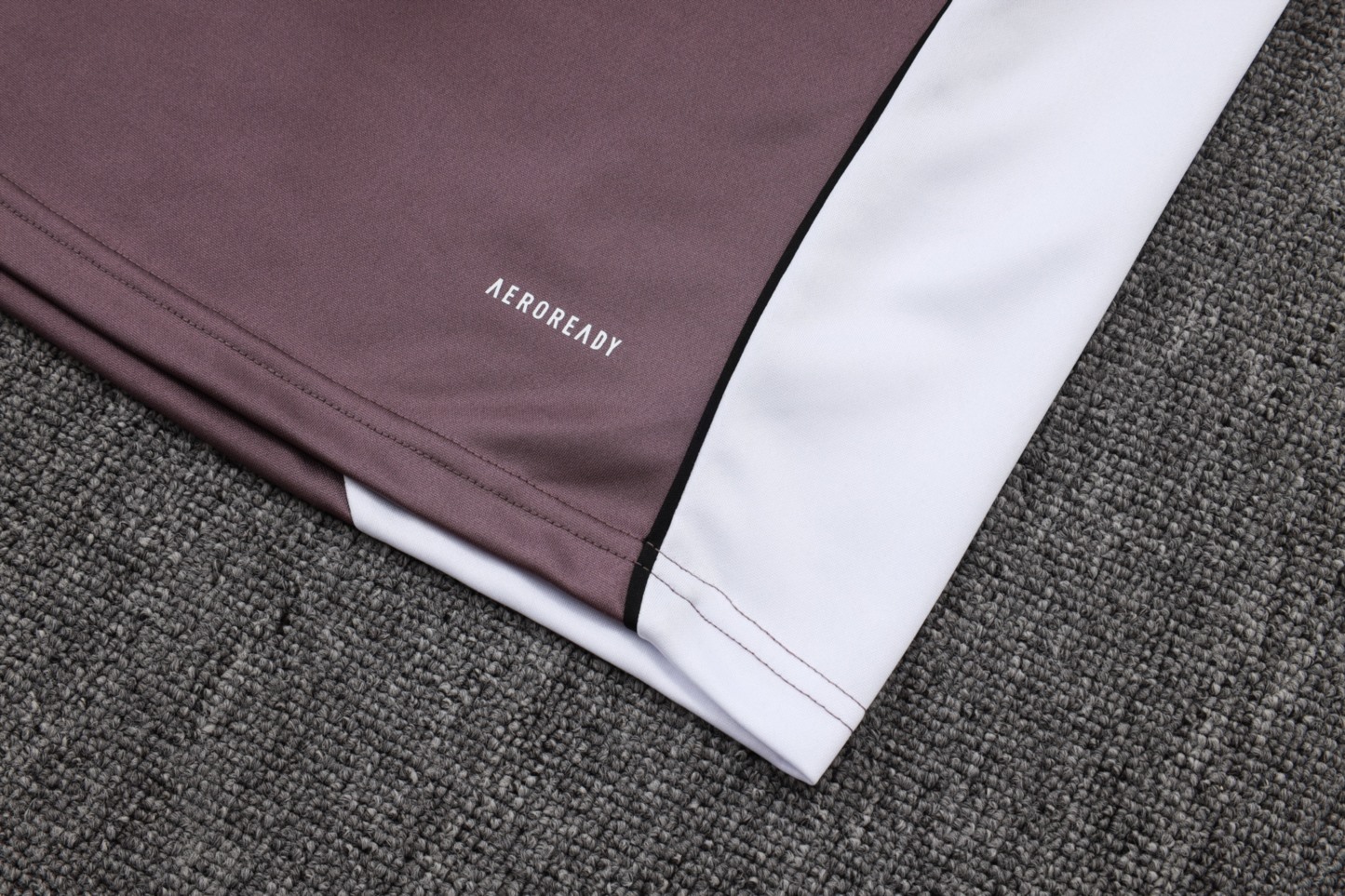 202526 Manchester United grayish purple Long-sleeved half-pull training kit Football team kit