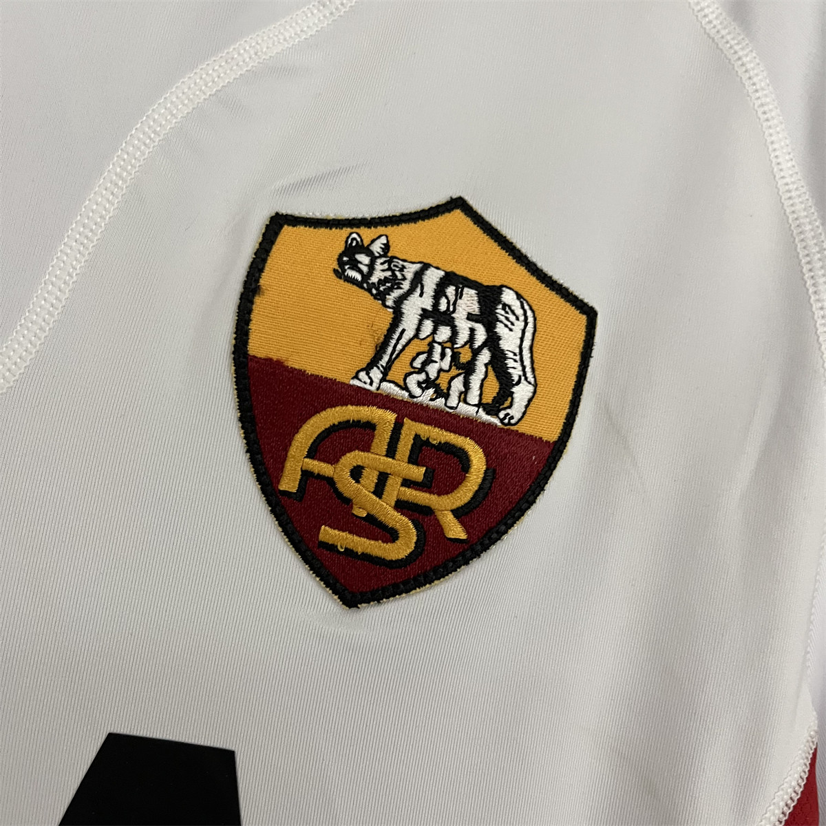 Retro Roma 01/02 Away jersey Fan Version