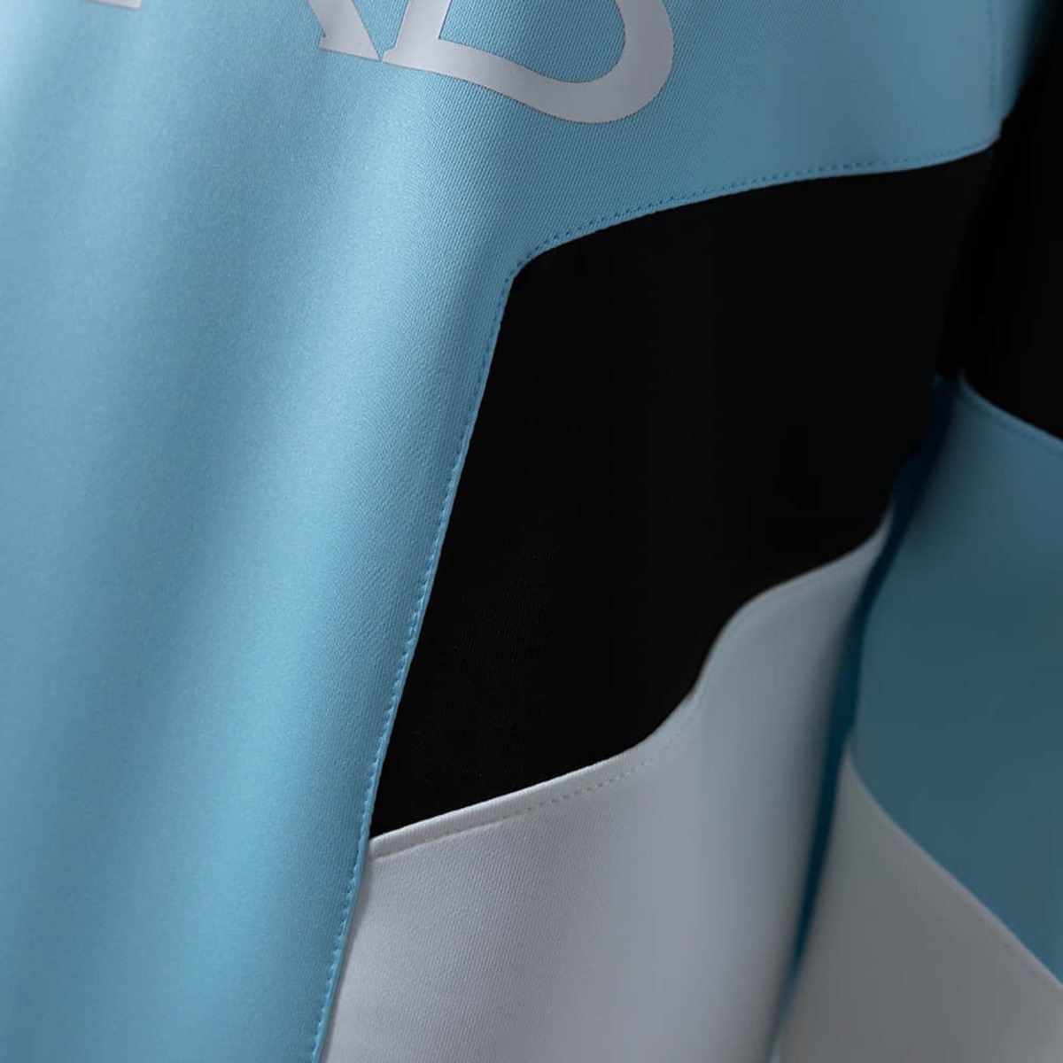 2025/26 Manchester City Long Sleeve Sky Blue Sweatshirt