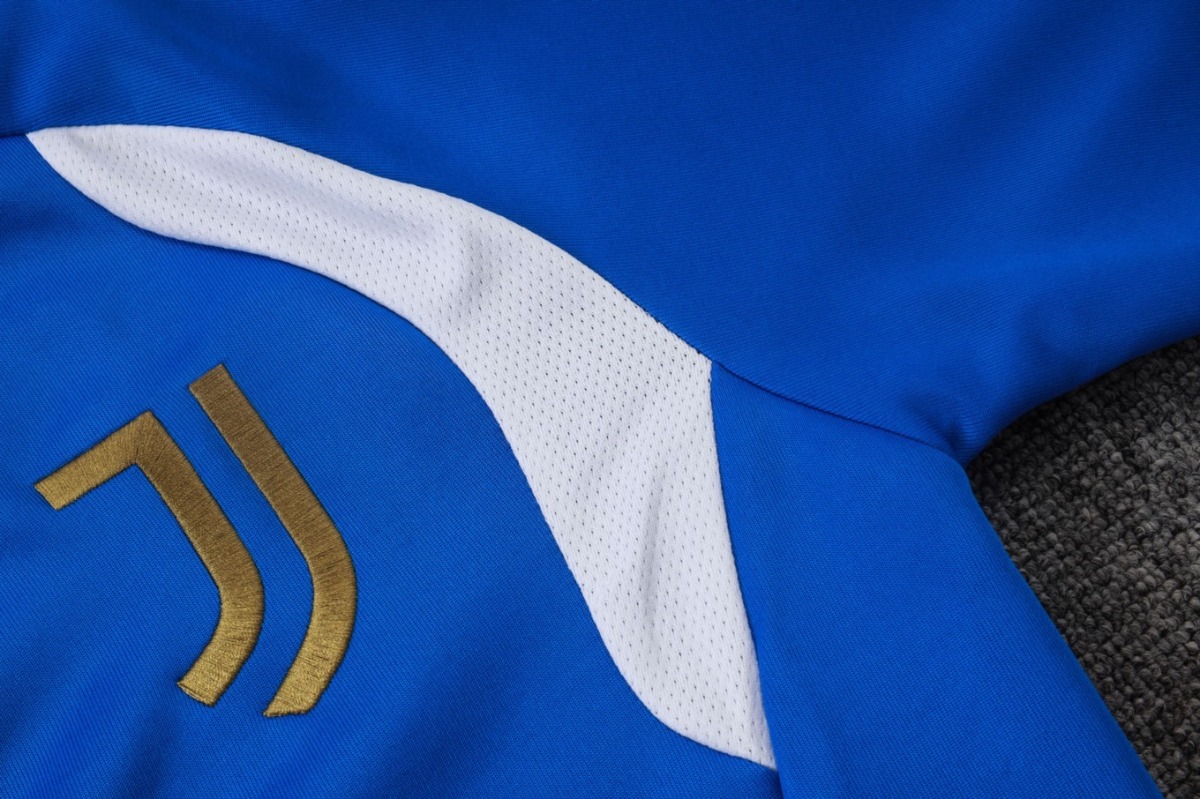 2026 Juventus Electric Blue Jacket Training Suit Set