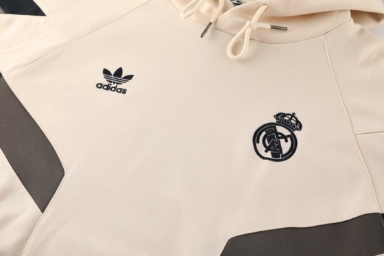 2024 Real Madrid Light Pink Hoodie Jacket Kit Set Football Team Shirt Sports Fashion