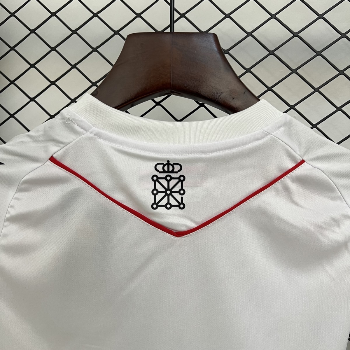2025/26 Osasuna Second Away White jersey kids Kits size: 16-28