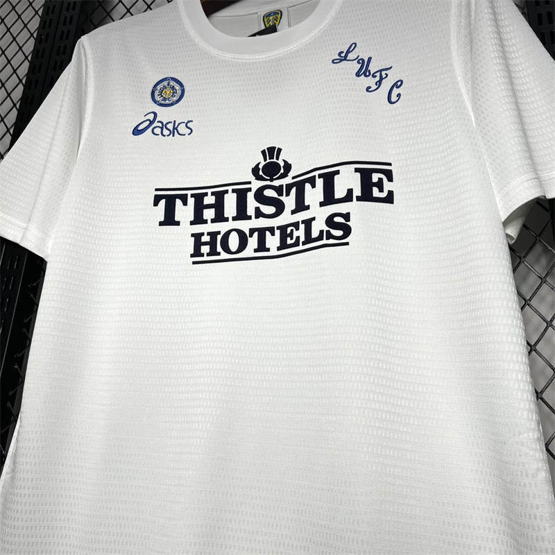 Retro Leeds United F.C. 1995/96 Home jersey Fan Version