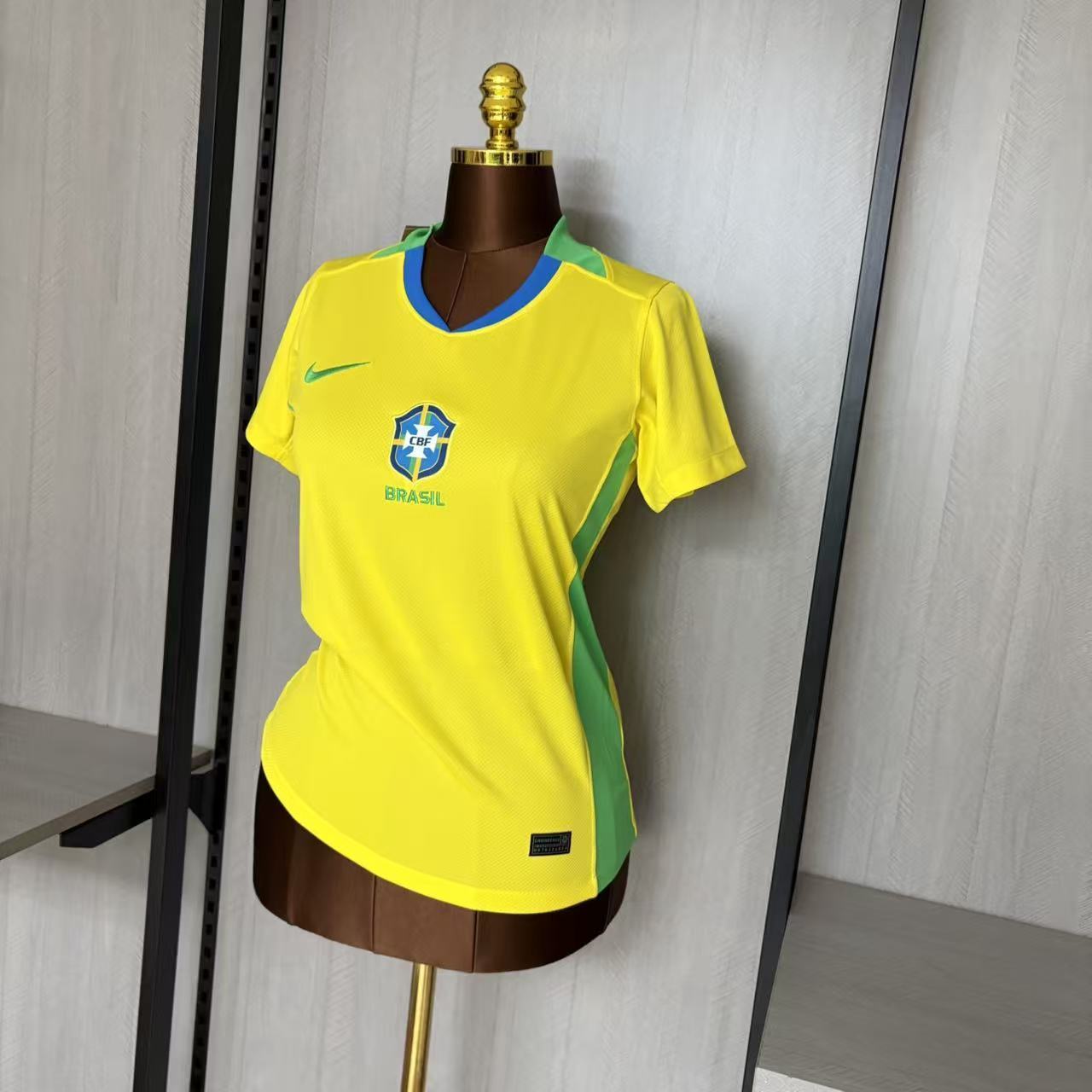 2025/26 Brazil Home Womens Jersey Fan Version
