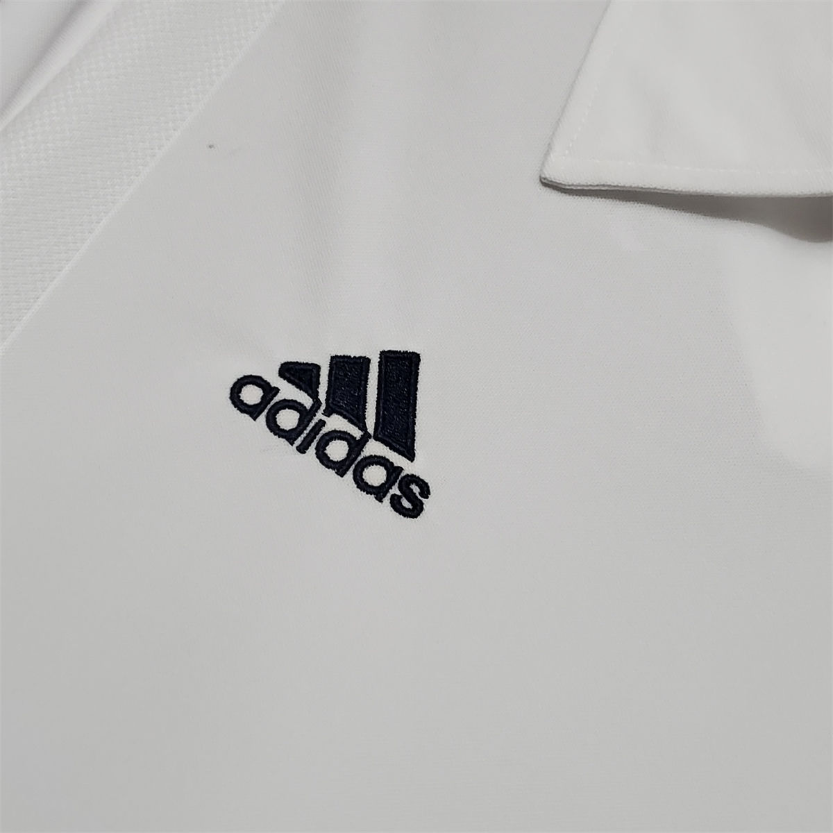 Retro Real Madrid 2002 Home jersey Home Long Sleeves Fan Version