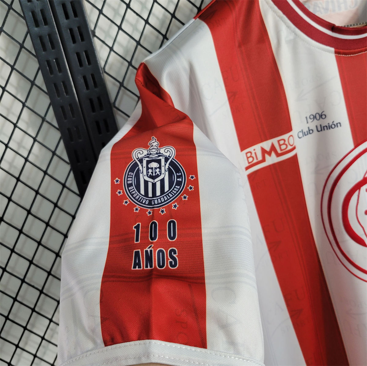 Retro Chivas Centennial 1906-2006 jersey Fan Version