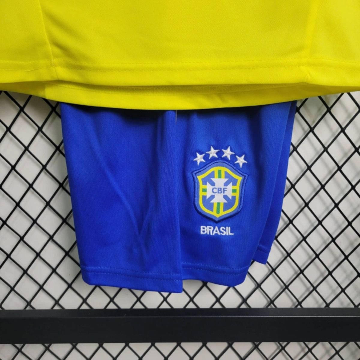 Retro 2006 Brazil home jersey Kid Kits Size 16-28