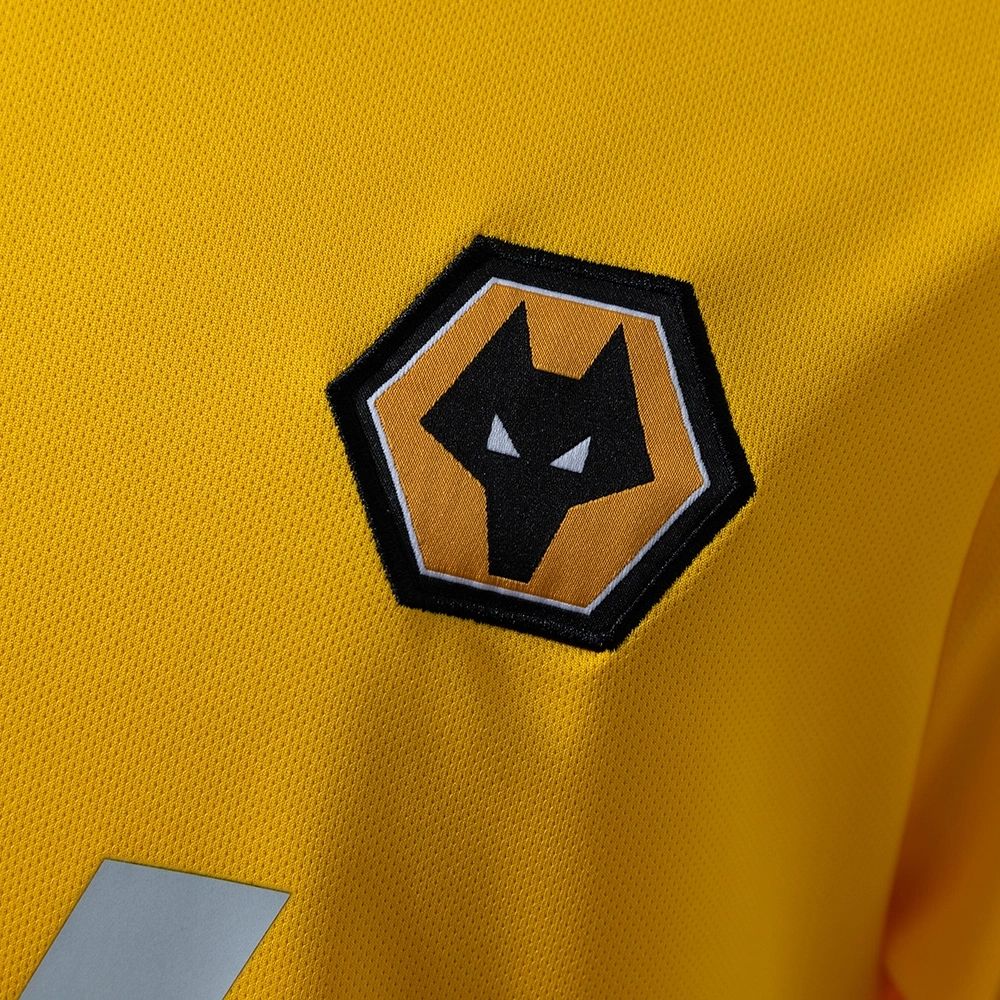 Retro Wolves 2018/19 Home jersey Fan Version