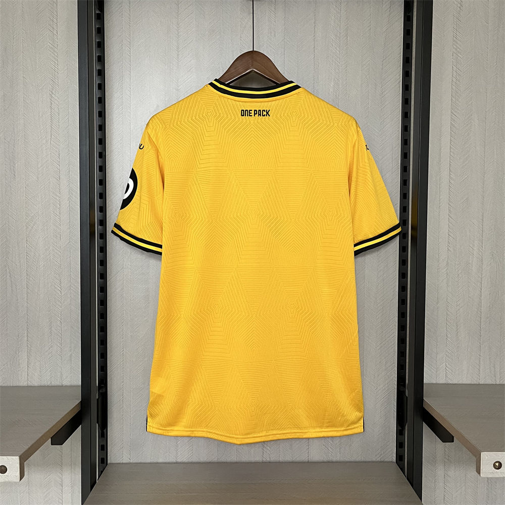 2024/25  Wolves Home Jersey Fan Version