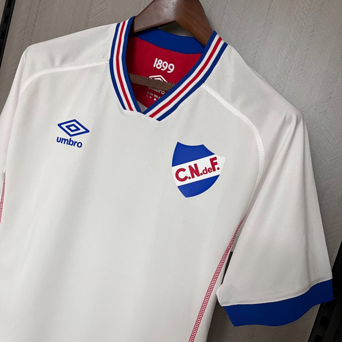 25/26 Uruguay National Training Jersey Fan Version