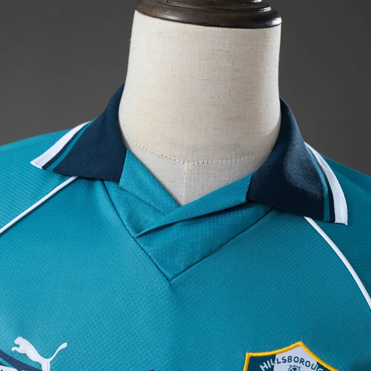 Retro Sheffield Wednesday F.C. 1997 Away jersey Fan Version