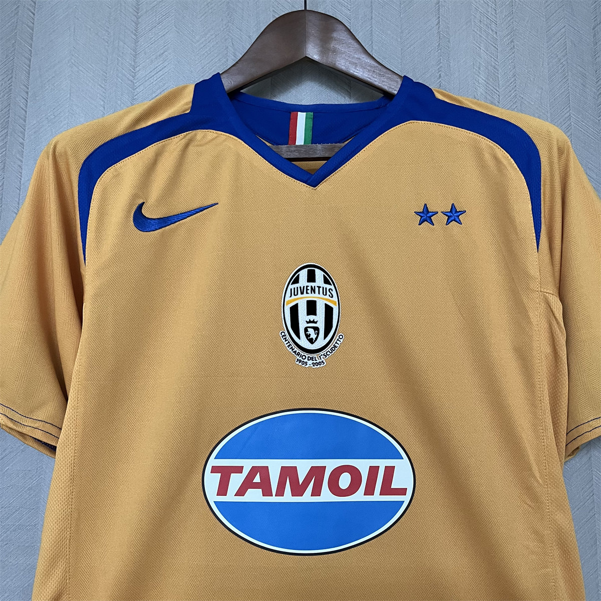 Retro Juventus 05/06 Third jersey Fan Version