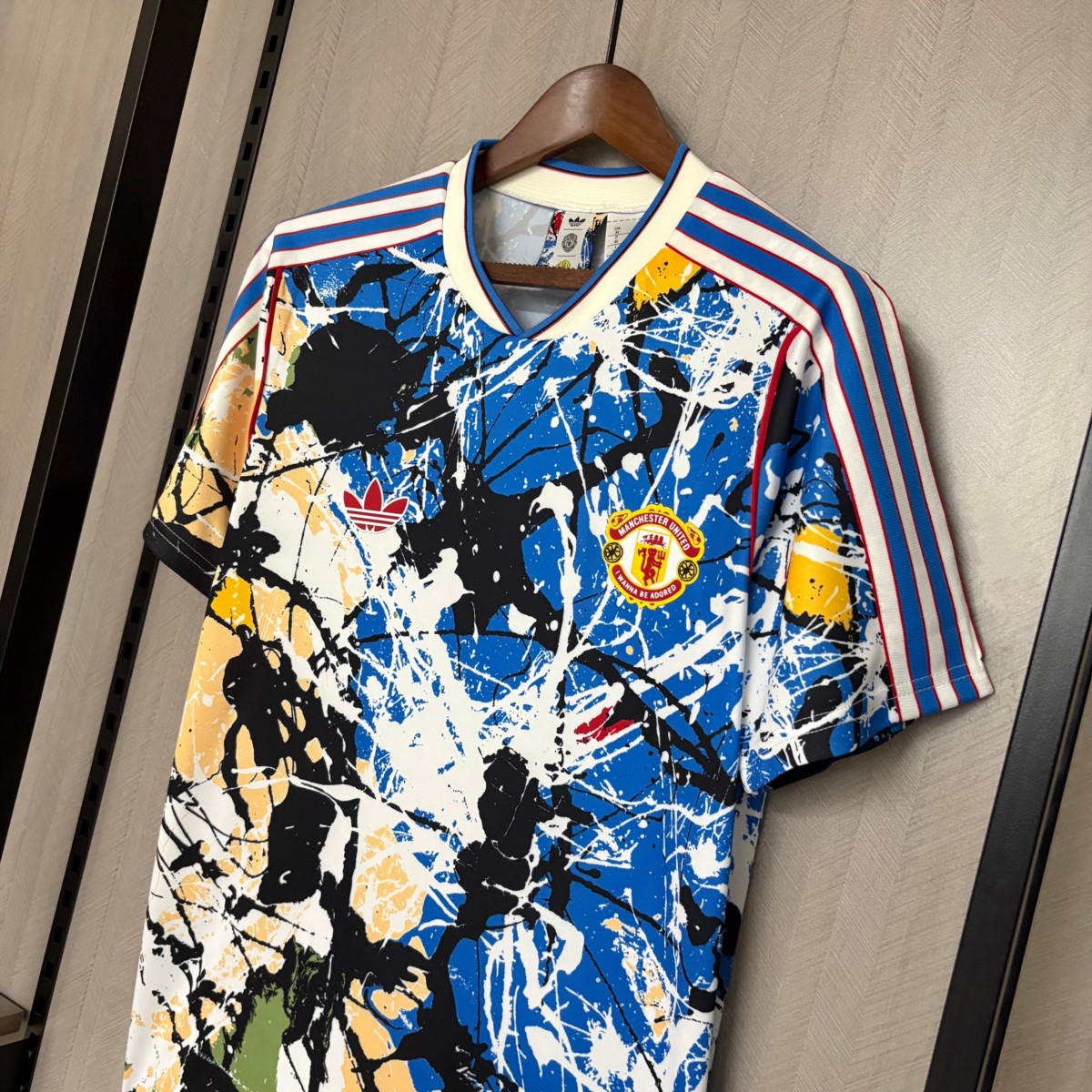 2026 Manchester United CO-Branded jersey Fan version