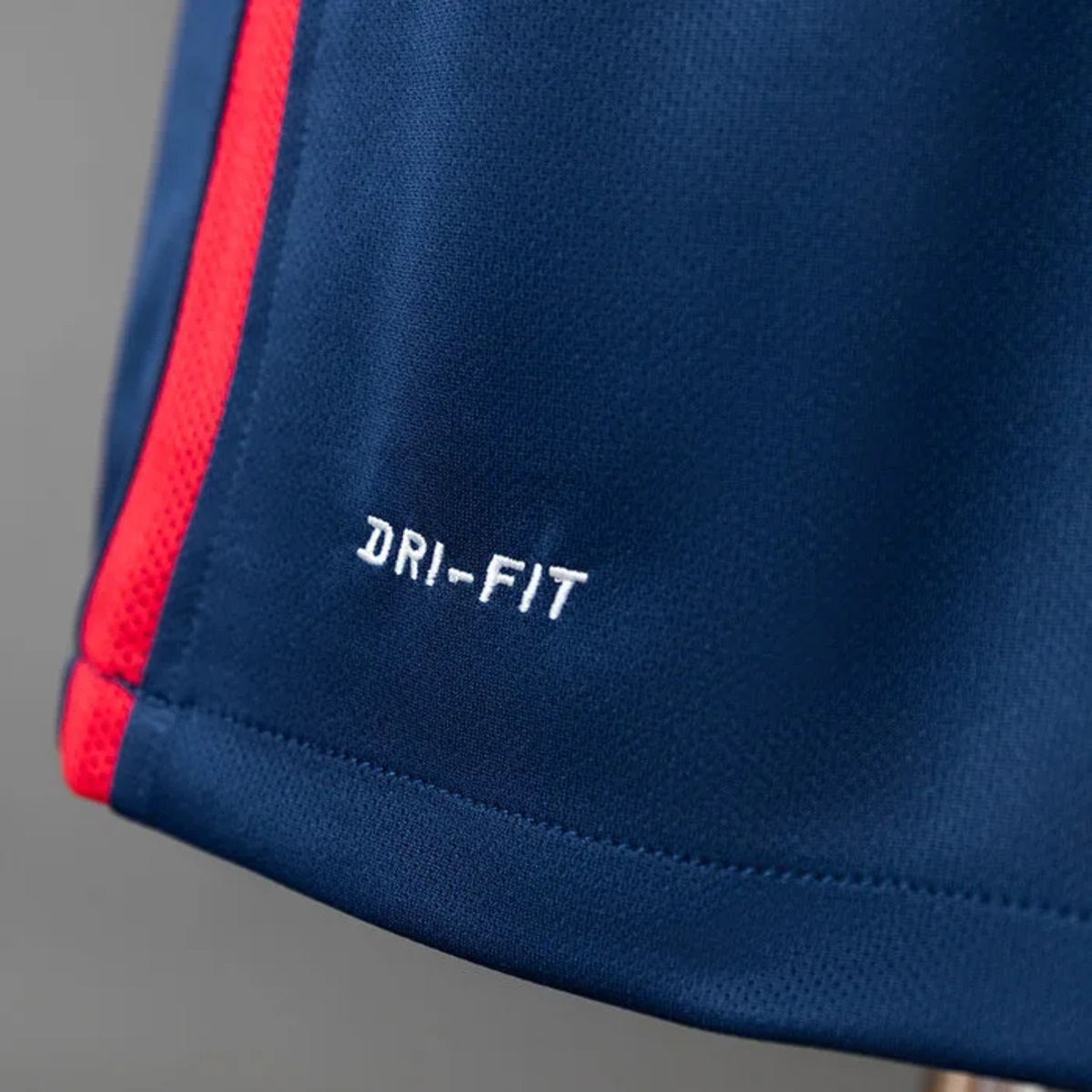 Retro Atletico Madrid 2015/16 Away Jersey Fan Version