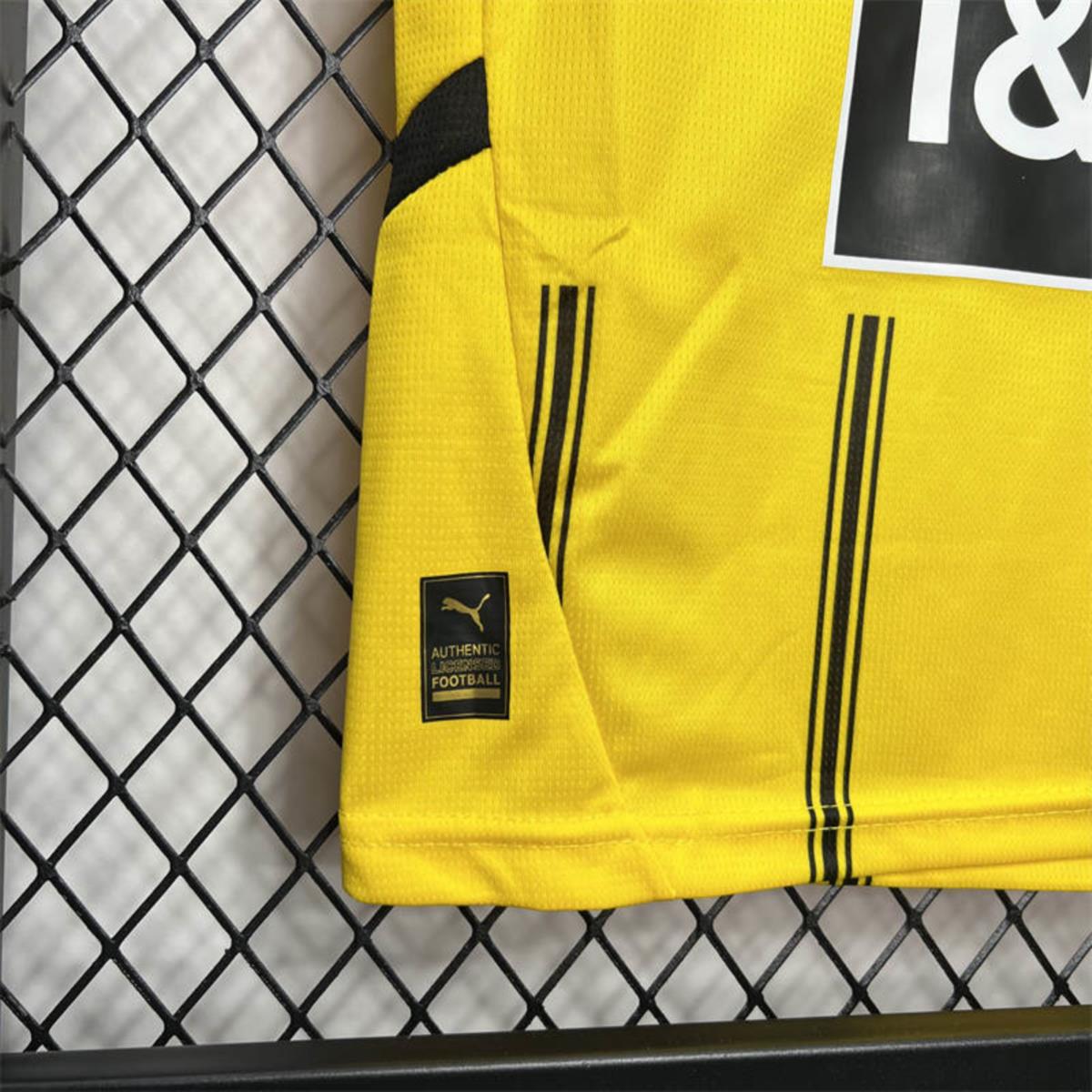 24/25 Dortmund Home jersey Kid Kits Size 16-28