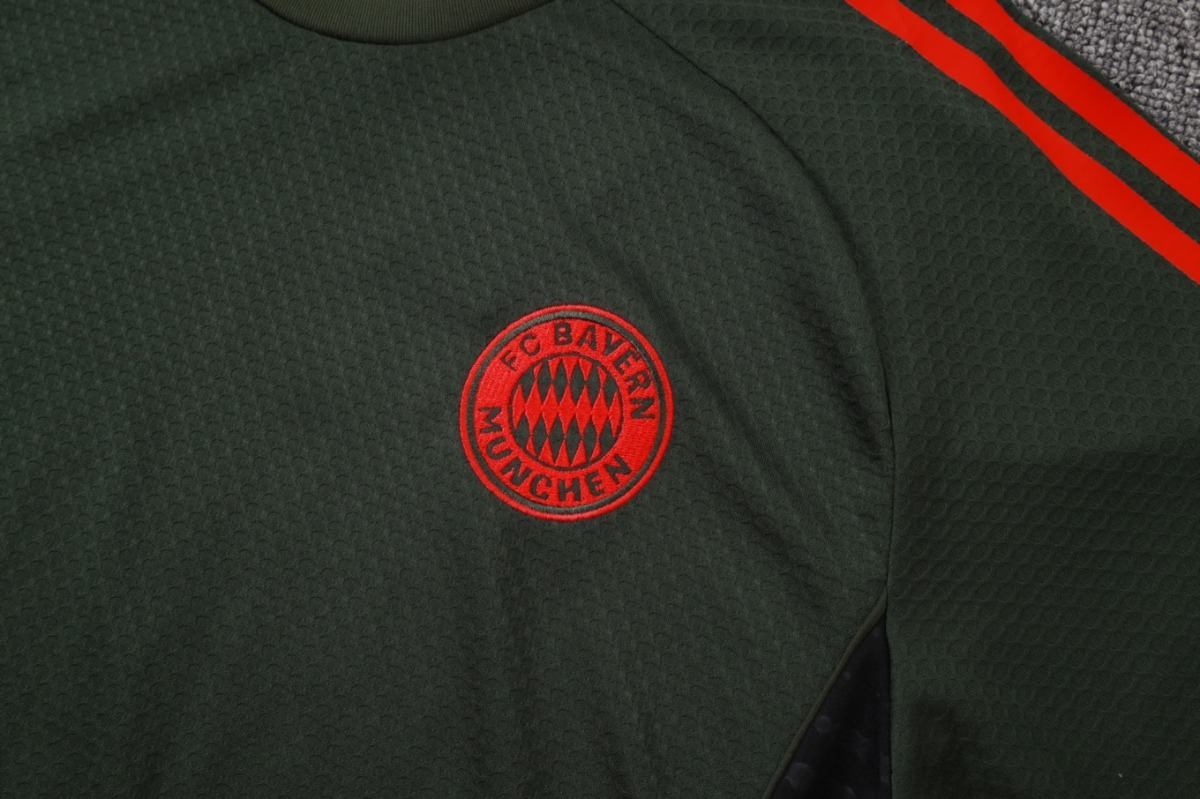 2026 Bayern Munich Dark green Training Set Shirt andShorts