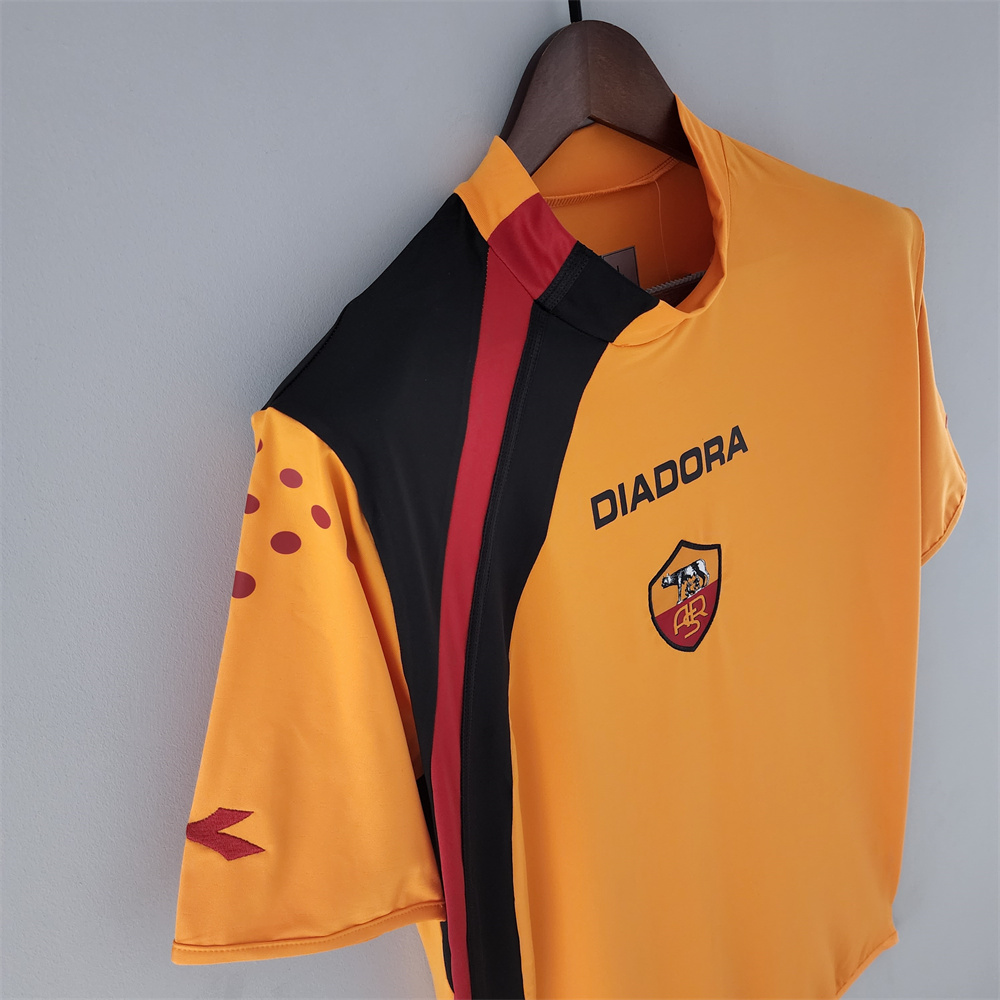 Retro Roma 05/06 Home jersey Fan Version