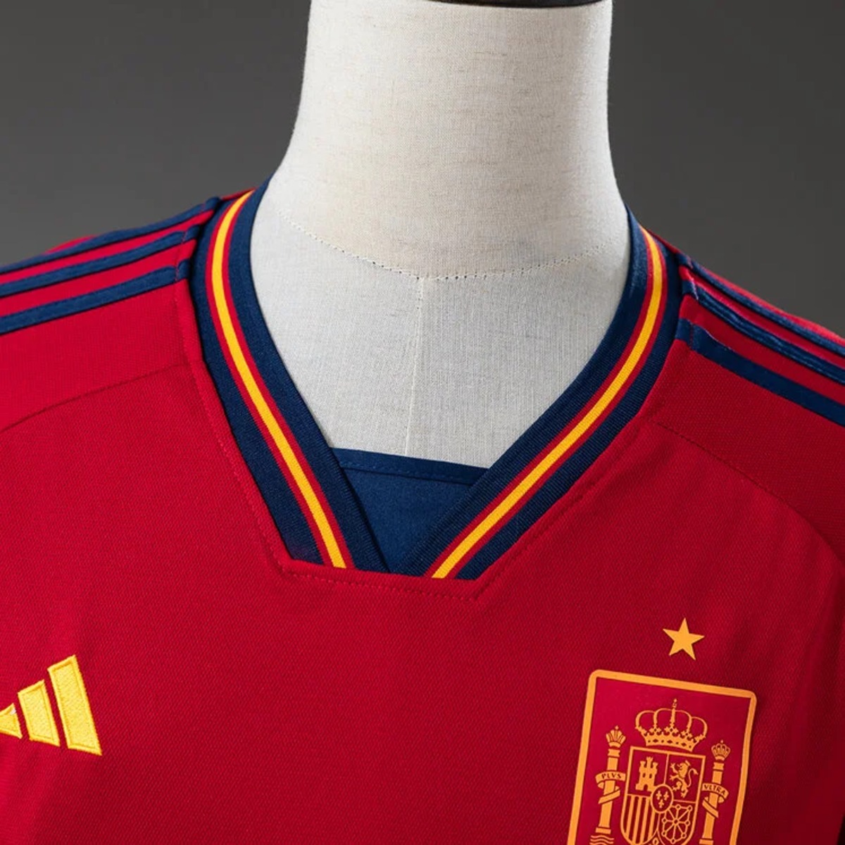 Retro Spain 2022 Home Jersey Fan Version
