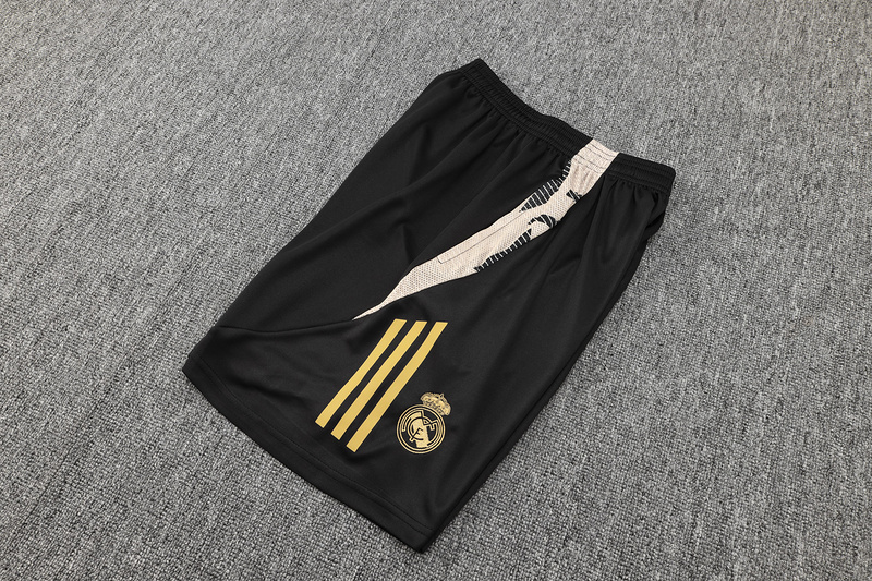 24/25 Real Madrid Black Training Set Shirt and Shorts