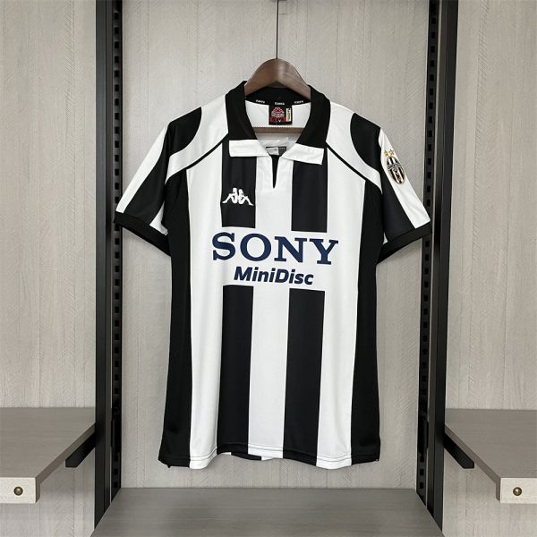 Retro Juventus 1997/98 Home  jersey Fan Version